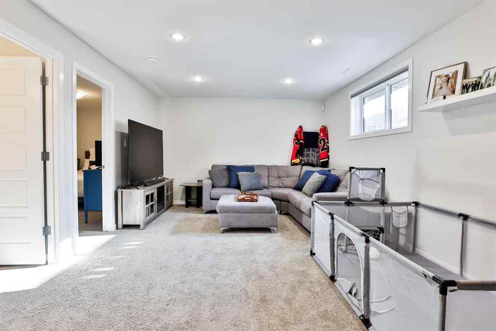 MLS® A2267856 - 128 Cabot Landing W in Garry Station Lethbridge, Residential