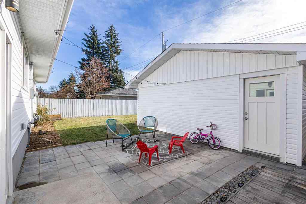 MLS® A2267859 - 4812 Verona Drive NW in Varsity Calgary, Residential