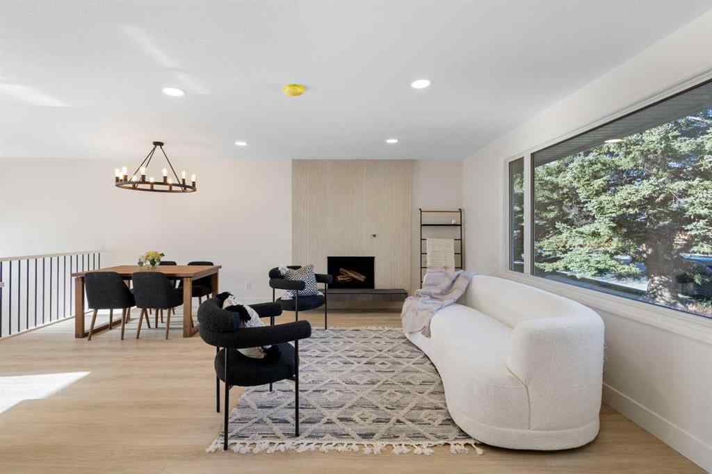 MLS® A2267859 - 4812 Verona Drive NW in Varsity Calgary, Residential