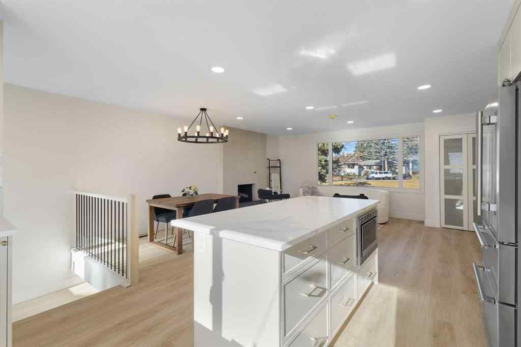 MLS® A2267859 - 4812 Verona Drive NW in Varsity Calgary, Residential