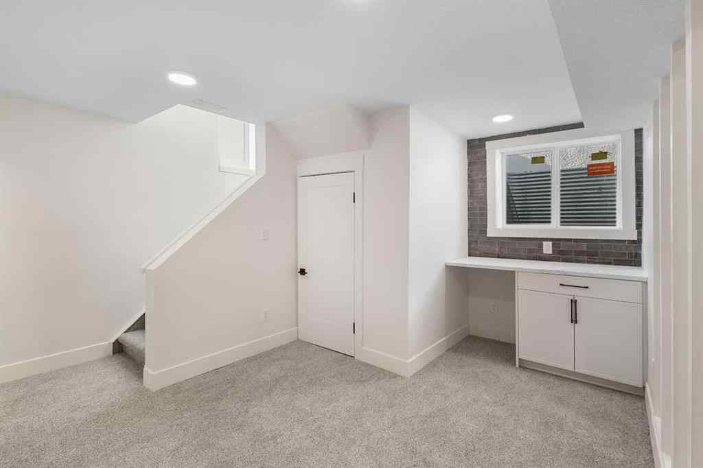 MLS® A2267859 - 4812 Verona Drive NW in Varsity Calgary, Residential