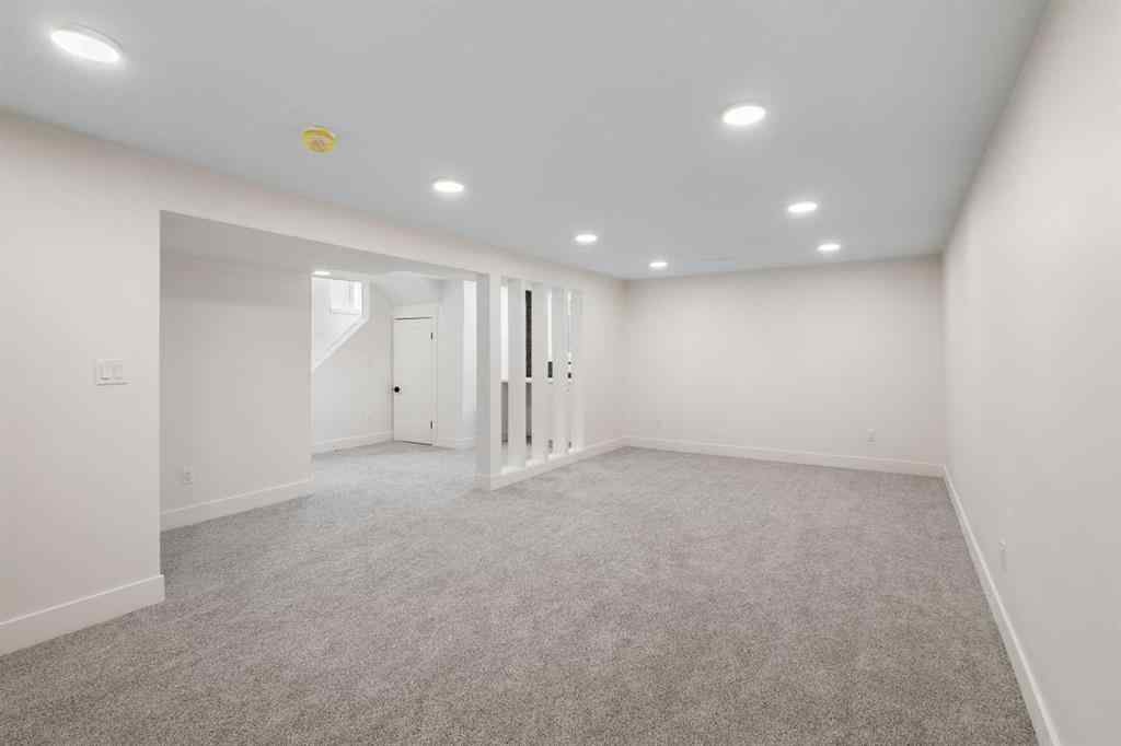 MLS® A2267859 - 4812 Verona Drive NW in Varsity Calgary, Residential