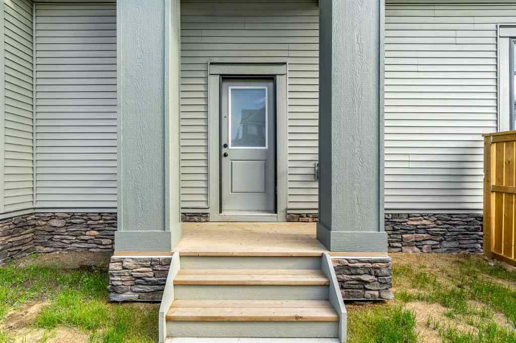 MLS® A2267864 - 800 Reynolds Manor SW in Coopers Crossing Airdrie, Residential