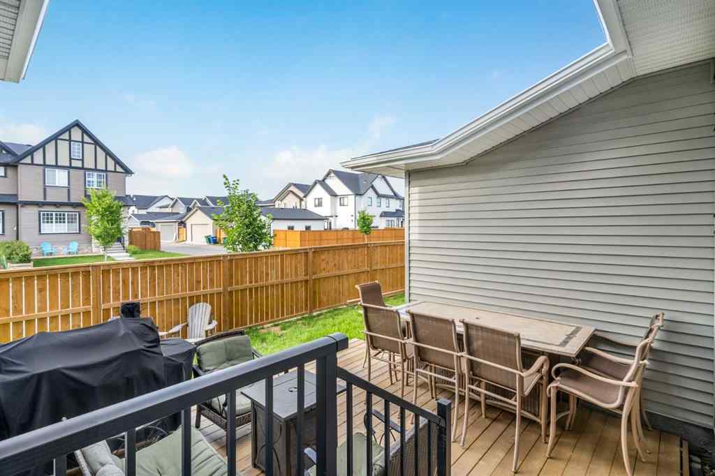MLS® A2267864 - 800 Reynolds Manor SW in Coopers Crossing Airdrie, Residential