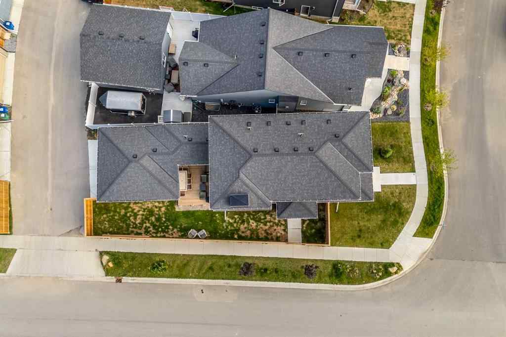 MLS® A2267864 - 800 Reynolds Manor SW in Coopers Crossing Airdrie, Residential