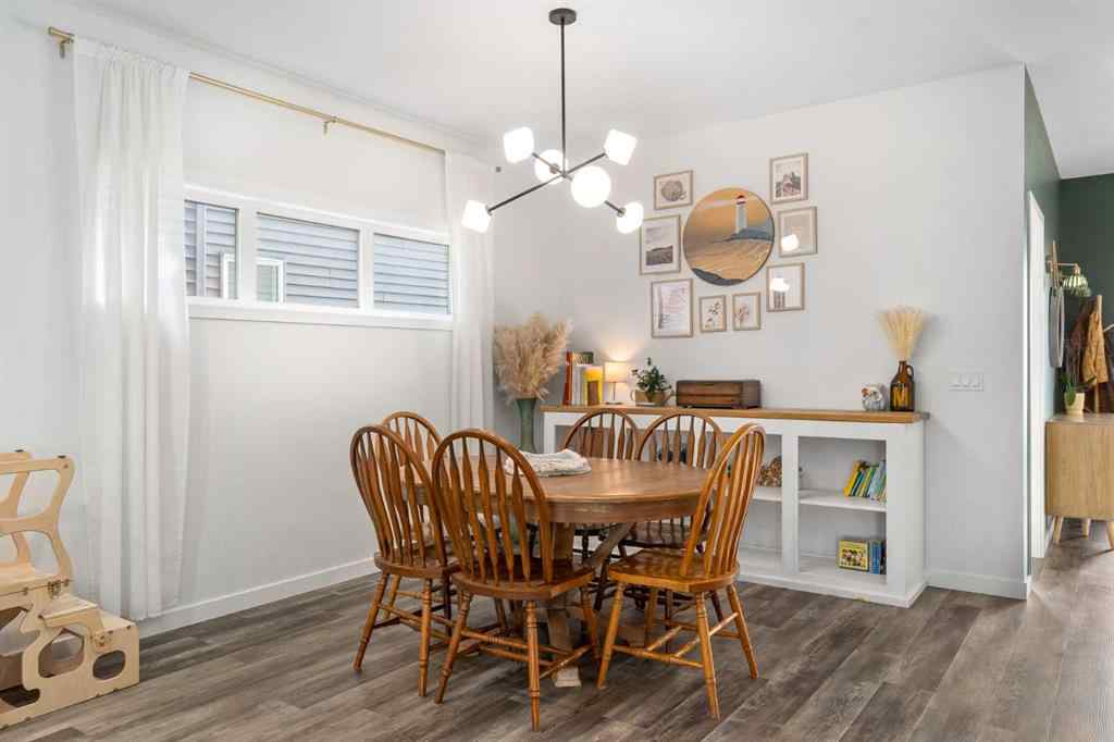 MLS® A2267864 - 800 Reynolds Manor SW in Coopers Crossing Airdrie, Residential