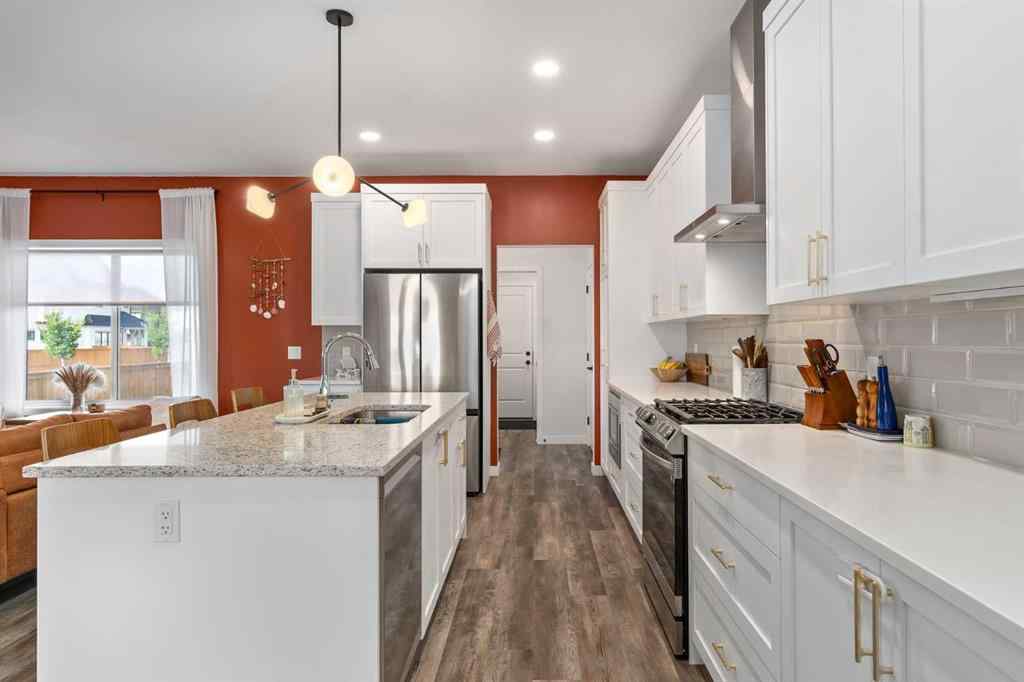 MLS® A2267864 - 800 Reynolds Manor SW in Coopers Crossing Airdrie, Residential