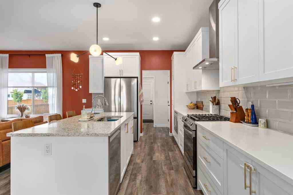 MLS® A2267864 - 800 Reynolds Manor SW in Coopers Crossing Airdrie, Residential