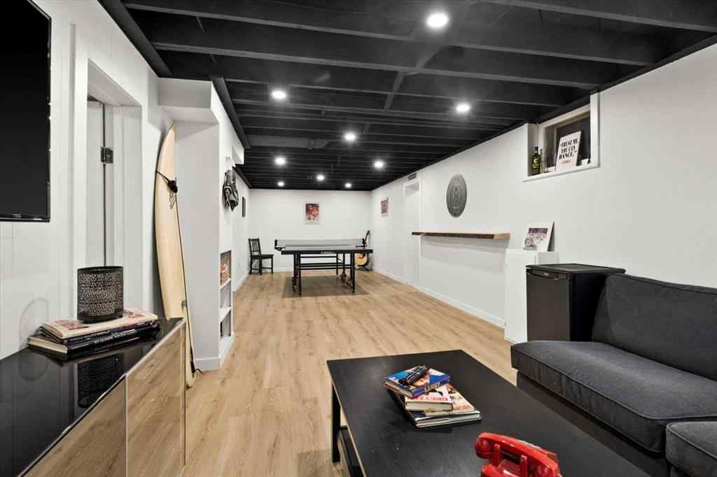 MLS® A2267867 - 5231 Sheldon Place NW in Montgomery Calgary, Residential