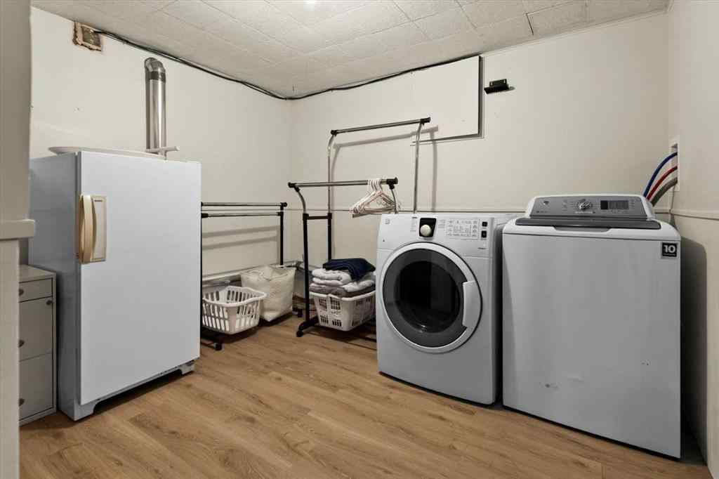 MLS® A2267867 - 5231 Sheldon Place NW in Montgomery Calgary, Residential