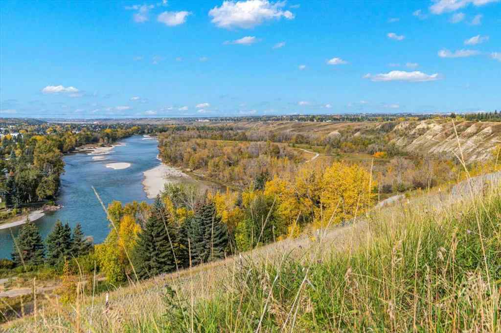 MLS® A2267867 - 5231 Sheldon Place NW in Montgomery Calgary, Residential