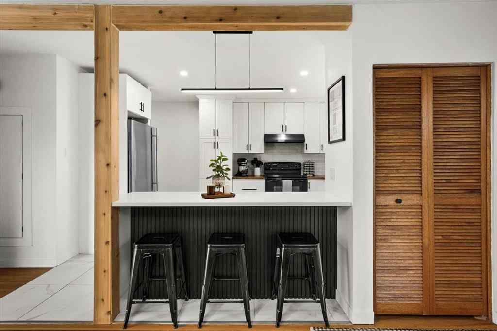 MLS® A2267867 - 5231 Sheldon Place NW in Montgomery Calgary, Residential