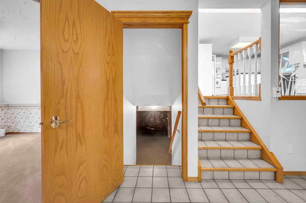 MLS® A2267869 - 13895 Evergreen Street SW in Evergreen Calgary, Residential