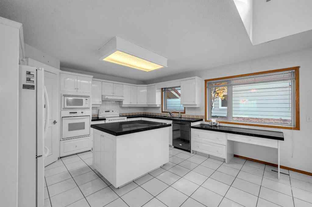 MLS® A2267869 - 13895 Evergreen Street SW in Evergreen Calgary, Residential