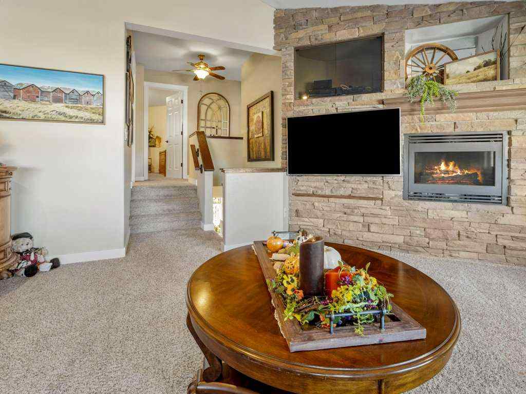 MLS® A2267871 - 425 FAIRMONT Boulevard S in Fairmont Lethbridge, Residential