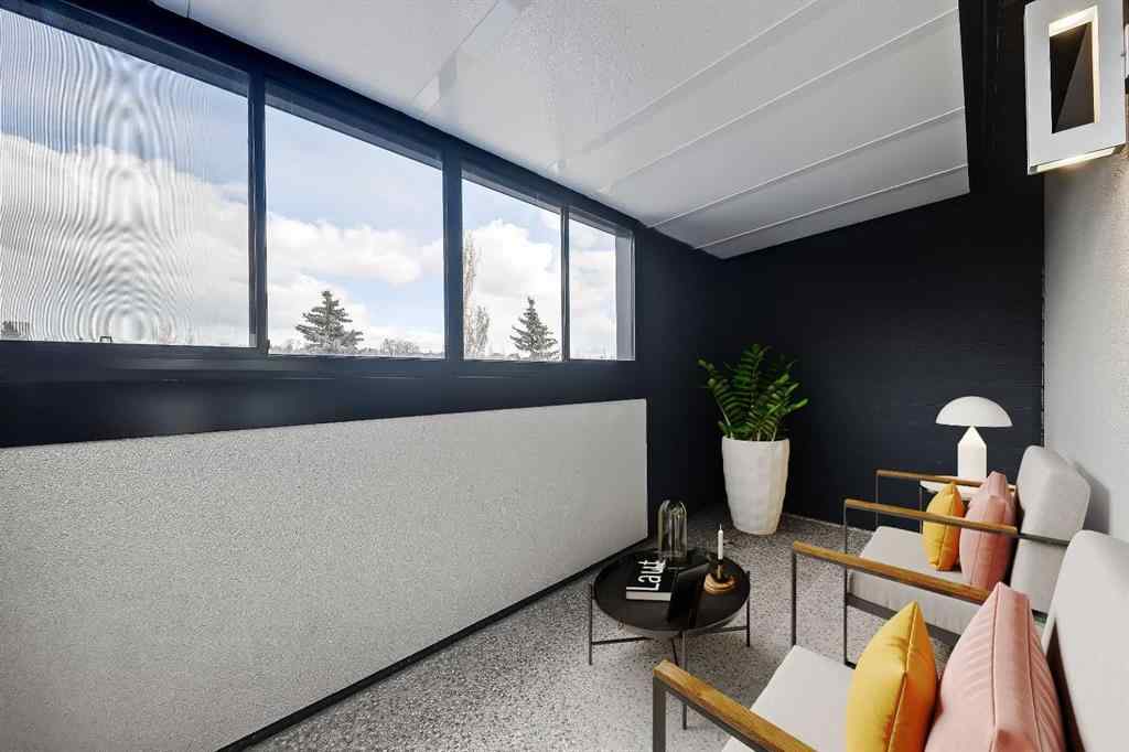 MLS® A2267873 - 2307 3 Avenue NW in West Hillhurst Calgary, Residential