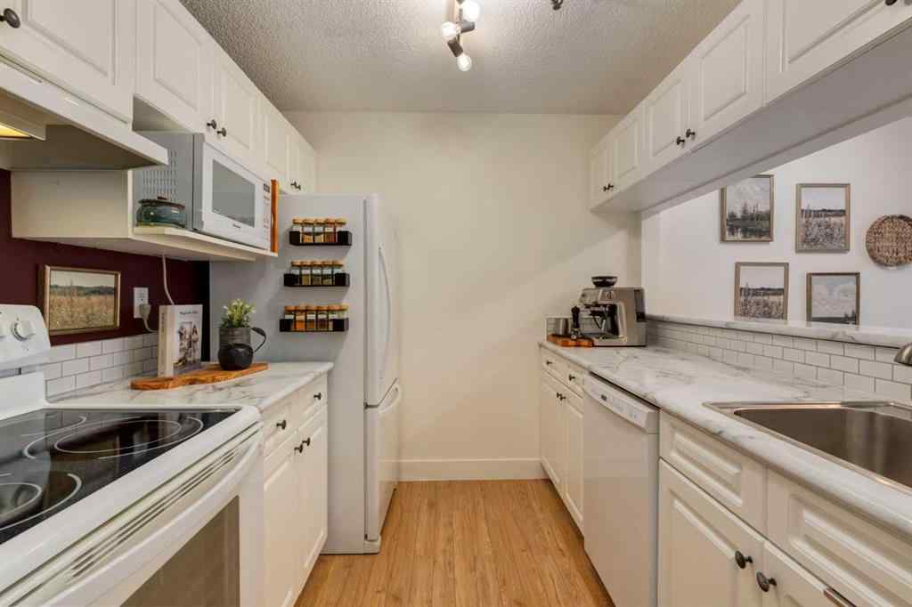 MLS® A2267874 - Unit #103 545 18 Avenue SW in Cliff Bungalow Calgary, Residential