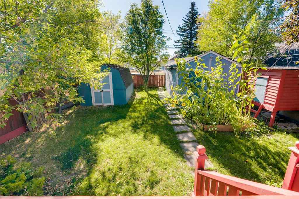 MLS® A2267878 - 129 18 Avenue NW in Tuxedo Park Calgary, Residential