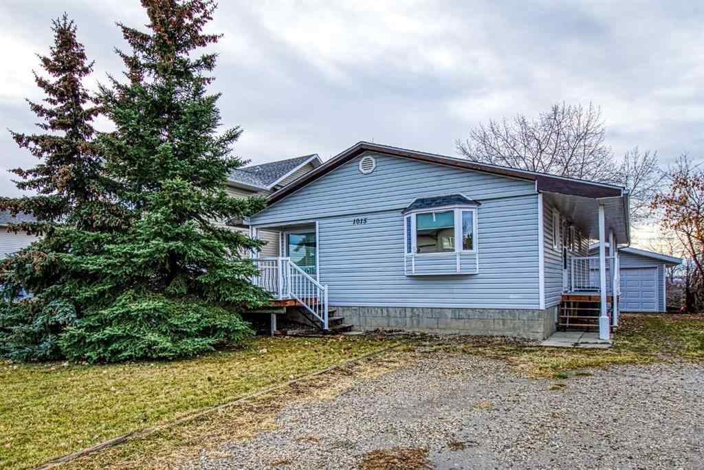 MLS® A2267883 - 1015 6th Avenue  in N/A Beaverlodge, Residential