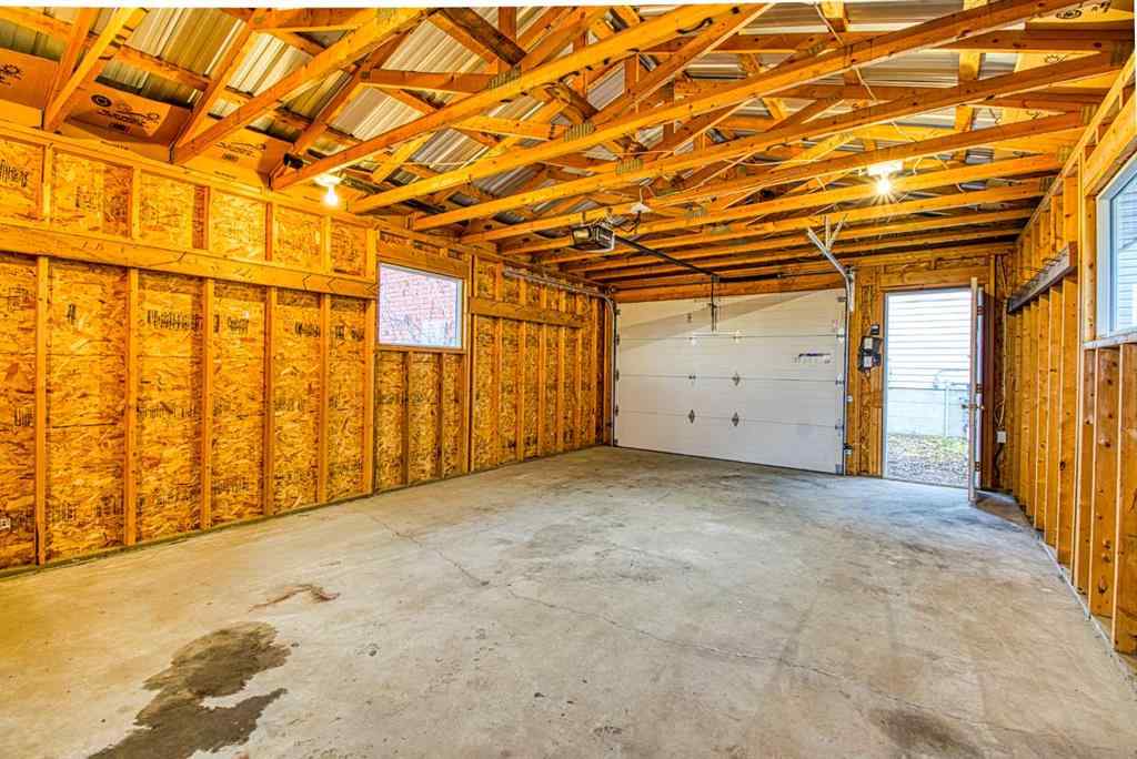 MLS® A2267883 - 1015 6th Avenue  in N/A Beaverlodge, Residential