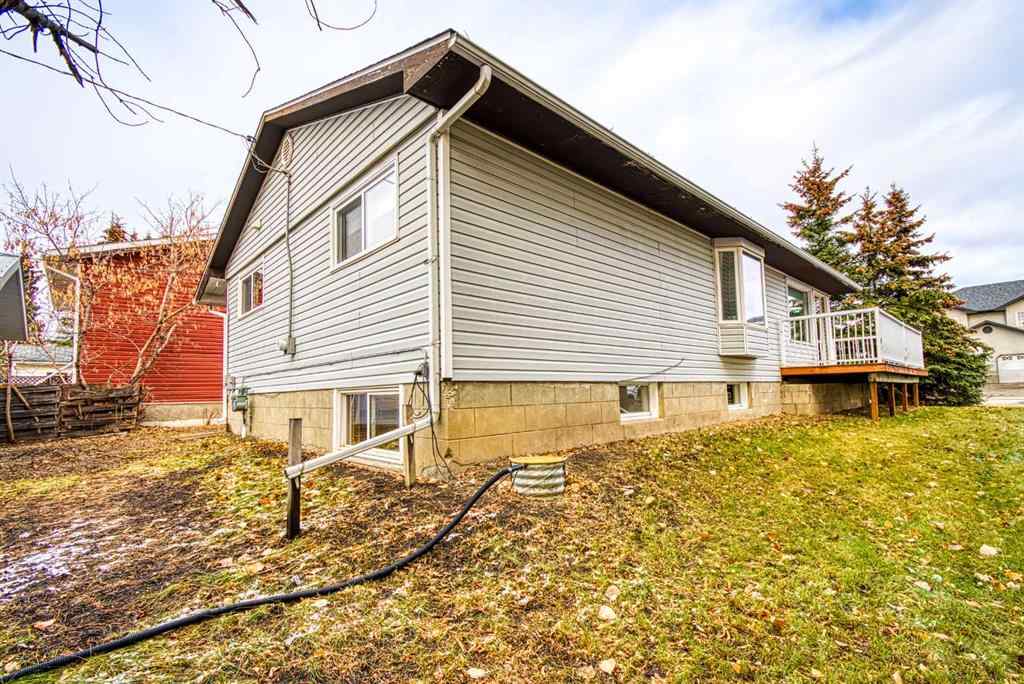 MLS® A2267883 - 1015 6th Avenue  in N/A Beaverlodge, Residential