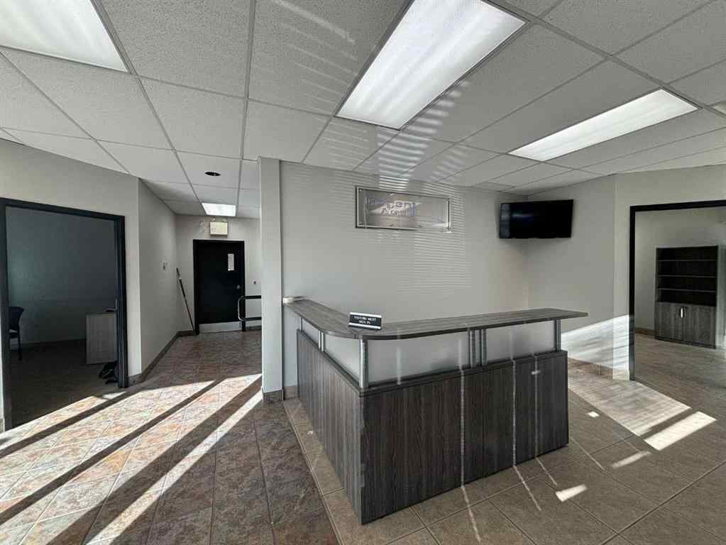 MLS® A2267887 - Unit #1 & 2 2220 Pegasus Way NE in Pegasus Calgary, Commercial