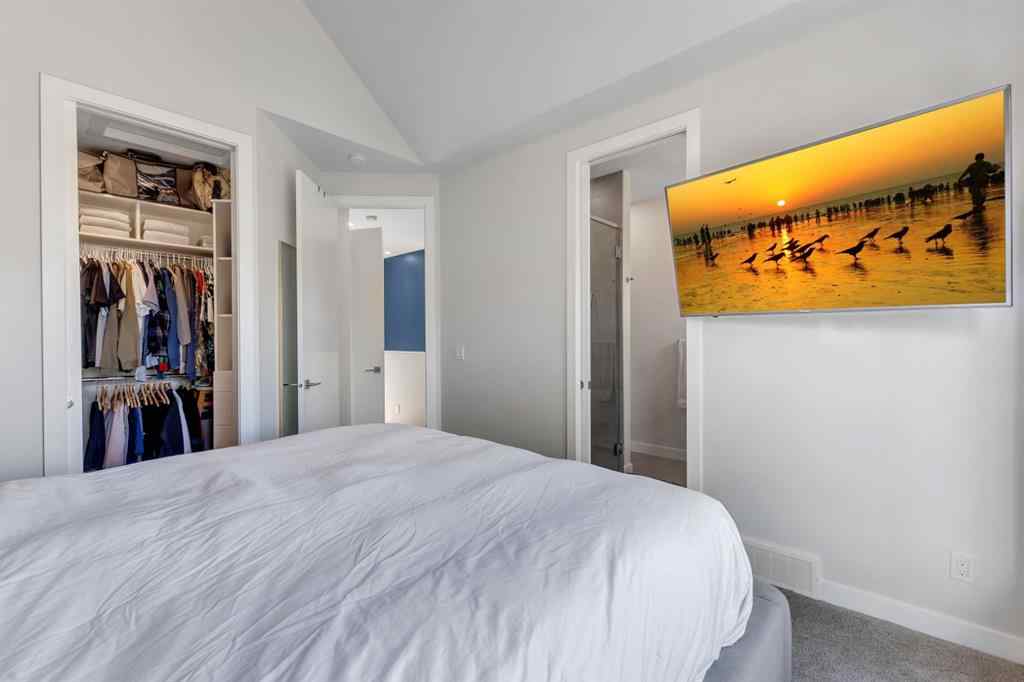 MLS® A2267892 - 5107 6 Street SW in Windsor Park Calgary, Residential