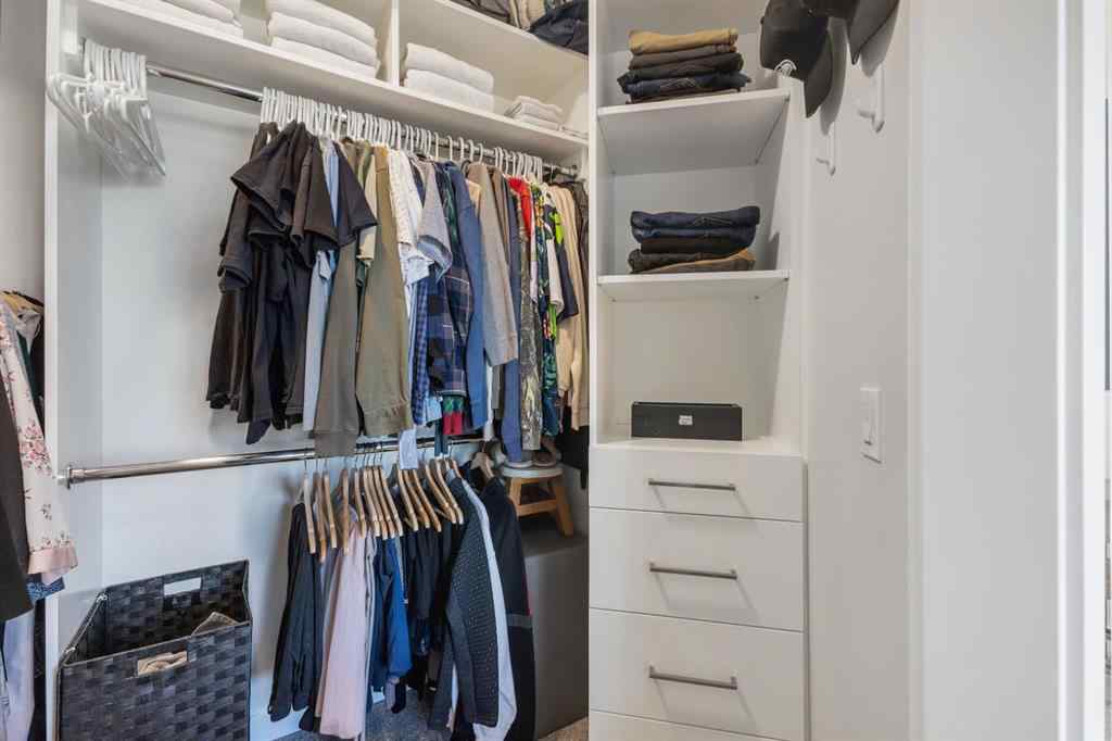 MLS® A2267892 - 5107 6 Street SW in Windsor Park Calgary, Residential