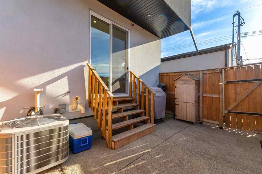 MLS® A2267892 - 5107 6 Street SW in Windsor Park Calgary, Residential