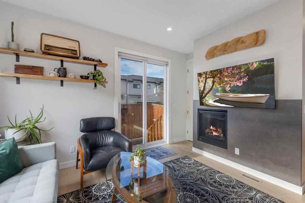 MLS® A2267892 - 5107 6 Street SW in Windsor Park Calgary, Residential