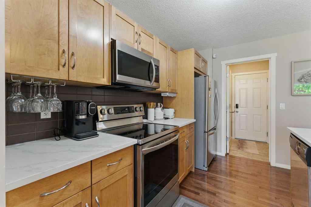 MLS® A2267895 - 19 Sage Bank Road NW in Sage Hill Calgary, Residential