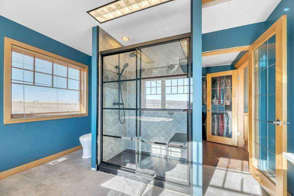 MLS® A2267897 - 253019 Range Road 241   in NONE Rural Wheatland County, Residential