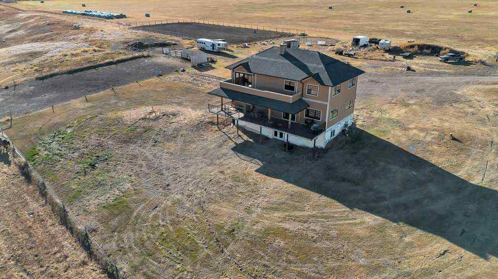 MLS® A2267897 - 253019 Range Road 241   in NONE Rural Wheatland County, Residential