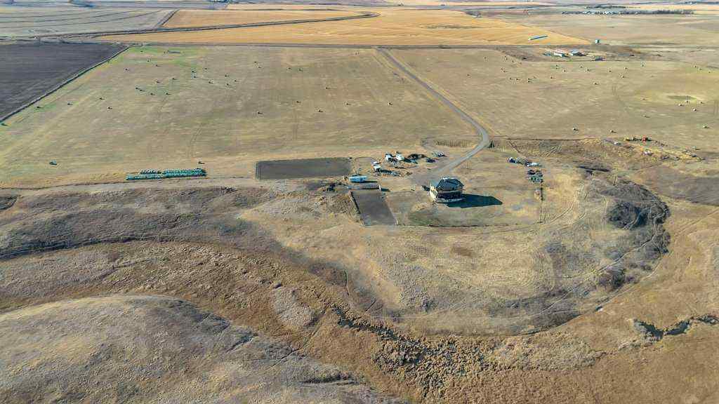 MLS® A2267897 - 253019 Range Road 241   in NONE Rural Wheatland County, Residential