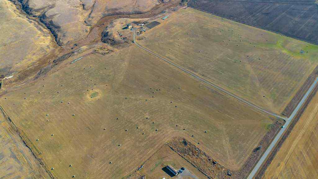 MLS® A2267897 - 253019 Range Road 241   in NONE Rural Wheatland County, Residential