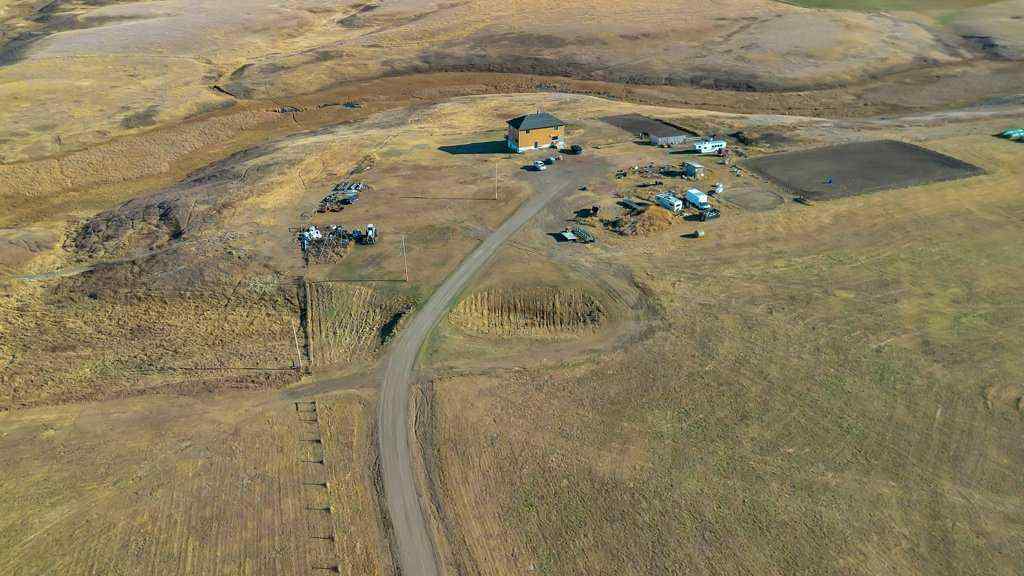 MLS® A2267897 - 253019 Range Road 241   in NONE Rural Wheatland County, Residential