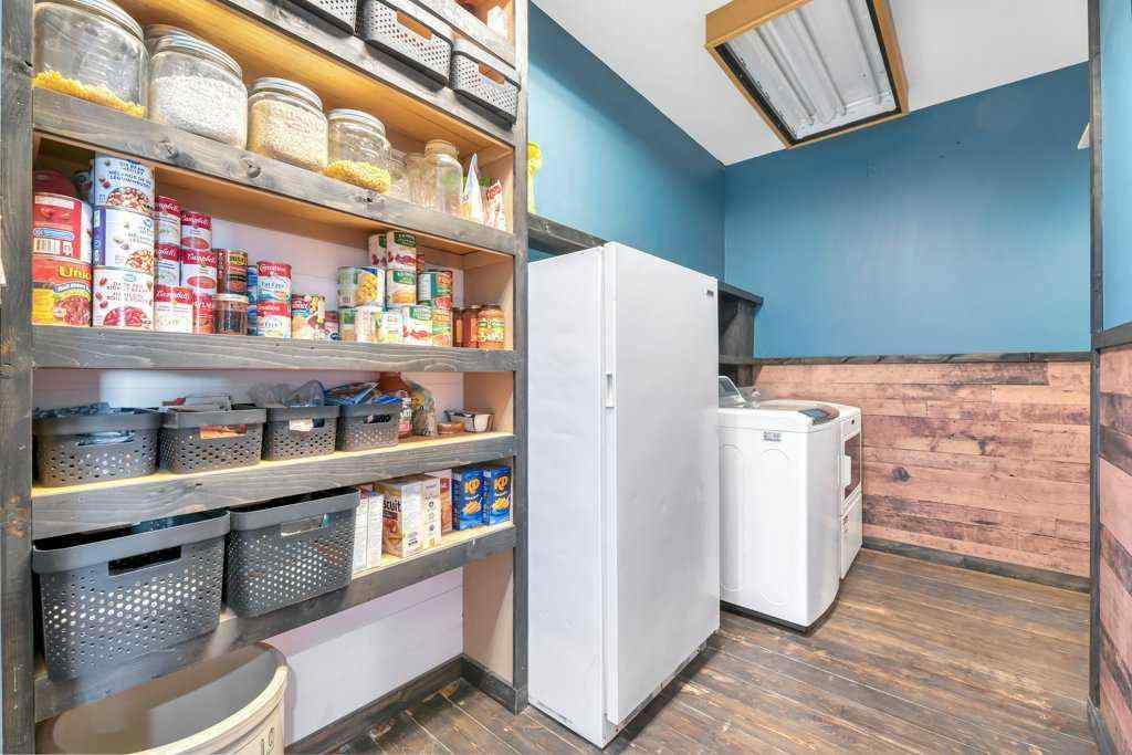 MLS® A2267897 - 253019 Range Road 241   in NONE Rural Wheatland County, Residential