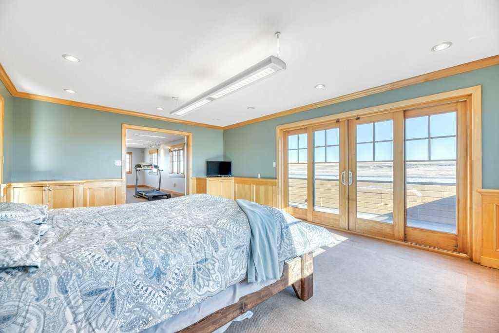 MLS® A2267897 - 253019 Range Road 241   in NONE Rural Wheatland County, Residential