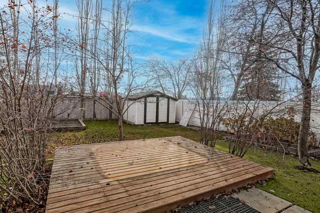 MLS&reg; # A2267898 - 270 Douglas Glen Court SE in Douglasdale/Glen Calgary, Residential Open Houses