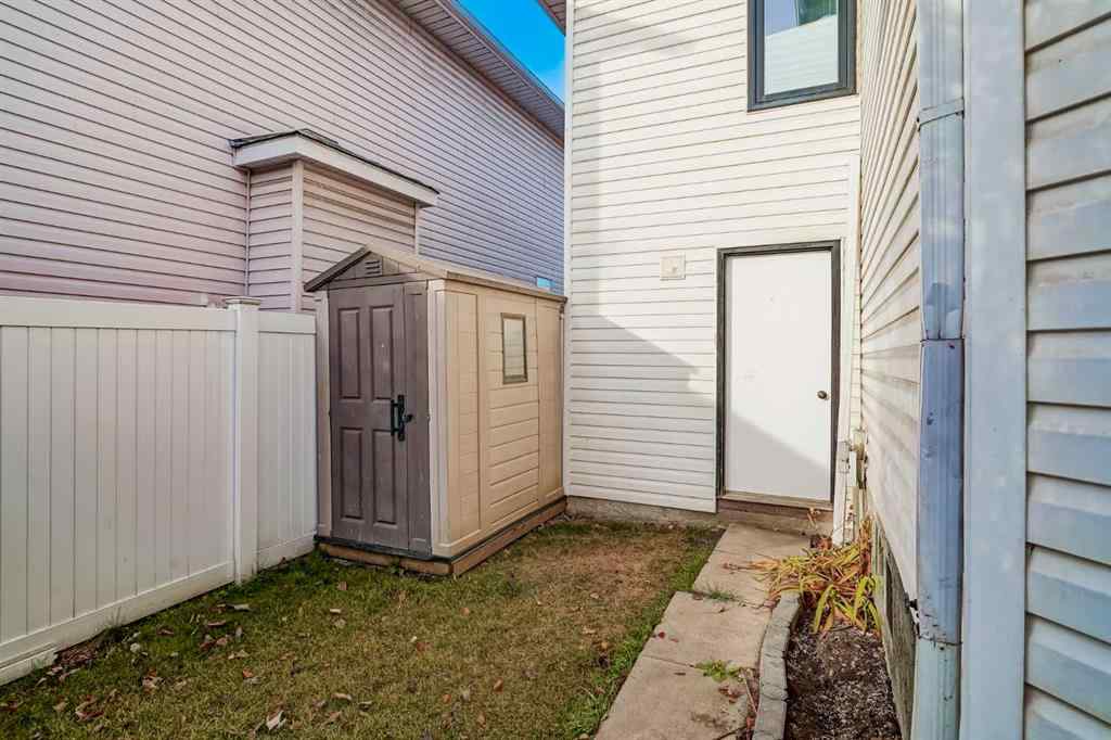 MLS&reg; # A2267898 - 270 Douglas Glen Court SE in Douglasdale/Glen Calgary, Residential Open Houses