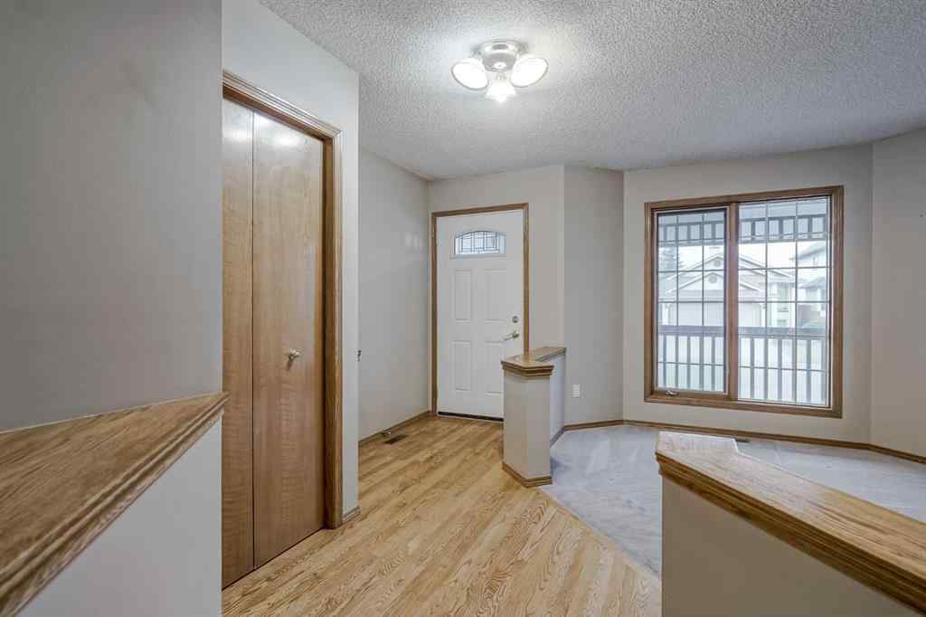 MLS&reg; # A2267898 - 270 Douglas Glen Court SE in Douglasdale/Glen Calgary, Residential Open Houses