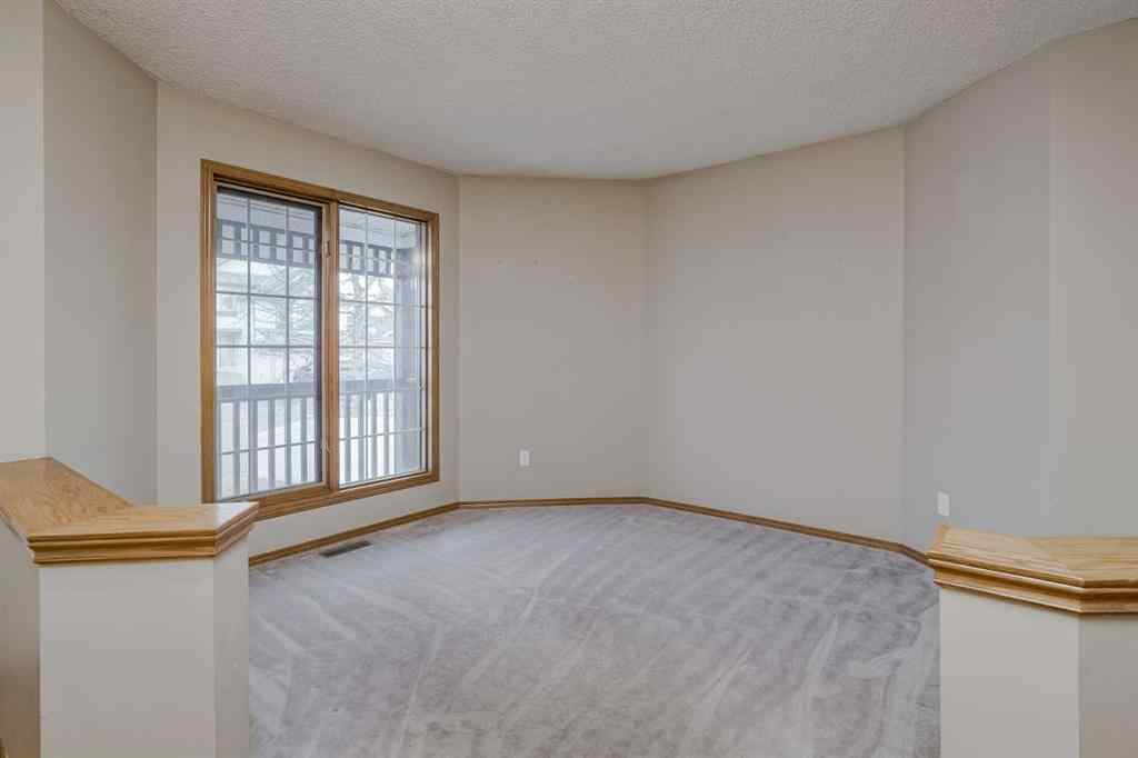 MLS&reg; # A2267898 - 270 Douglas Glen Court SE in Douglasdale/Glen Calgary, Residential Open Houses