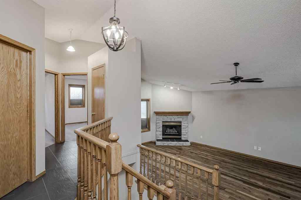 MLS&reg; # A2267898 - 270 Douglas Glen Court SE in Douglasdale/Glen Calgary, Residential Open Houses