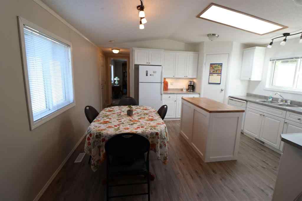 MLS® A2267901 - 3002 33 ave   in NONE Lethbridge, Mobile