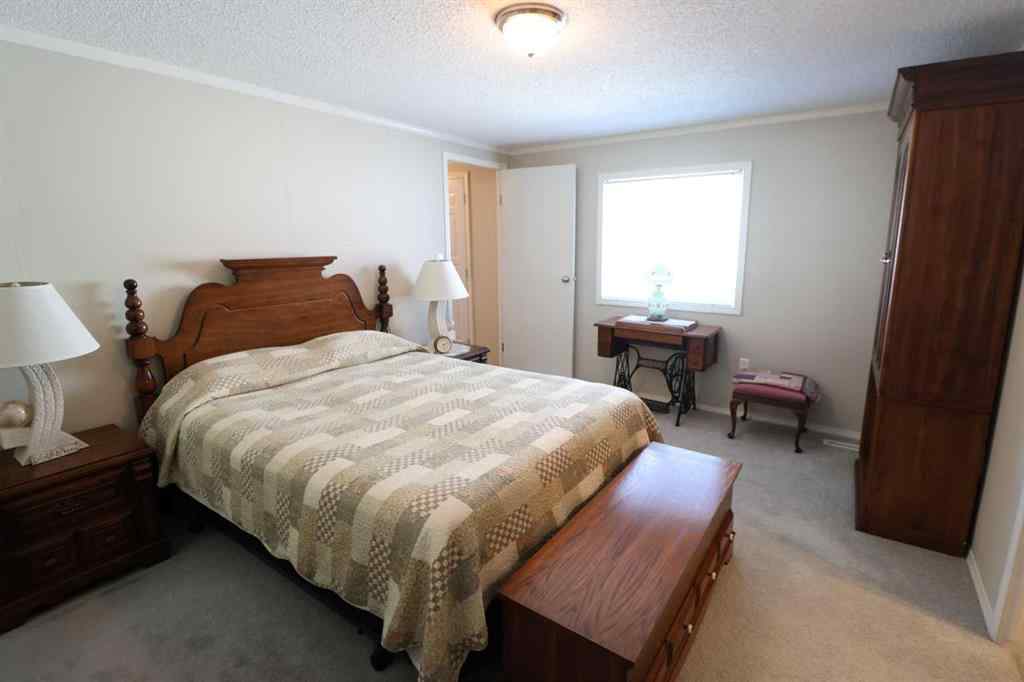 MLS® A2267901 - 3002 33 ave   in NONE Lethbridge, Mobile