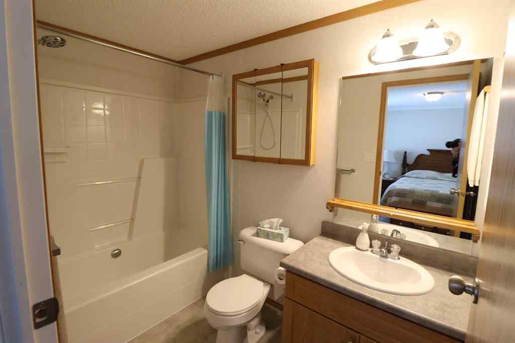 MLS® A2267901 - 3002 33 ave   in NONE Lethbridge, Mobile