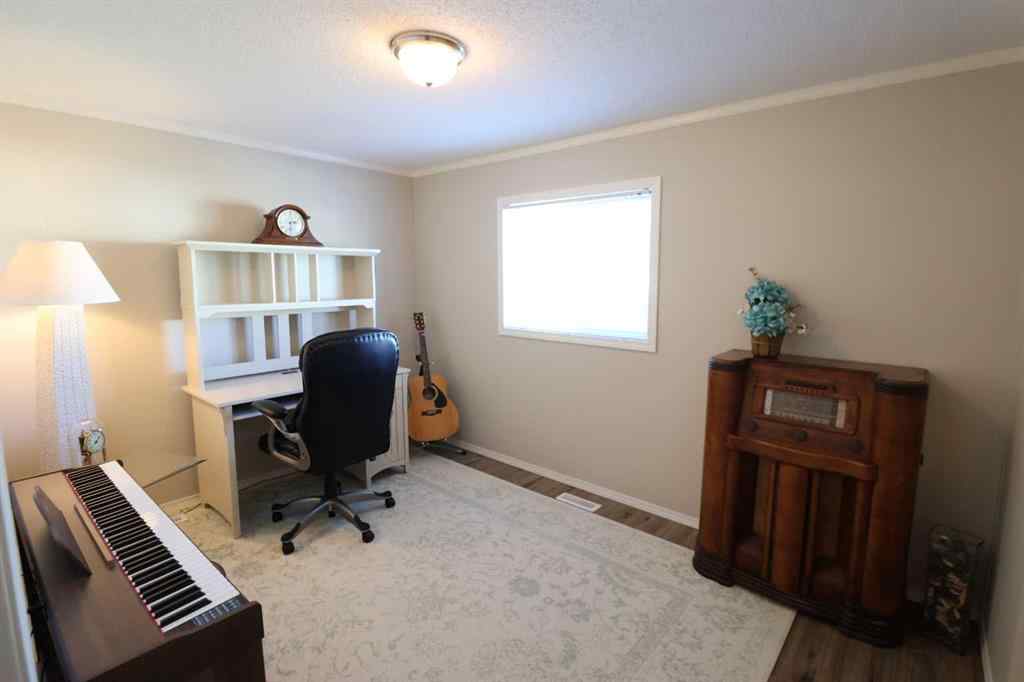 MLS® A2267901 - 3002 33 ave   in NONE Lethbridge, Mobile