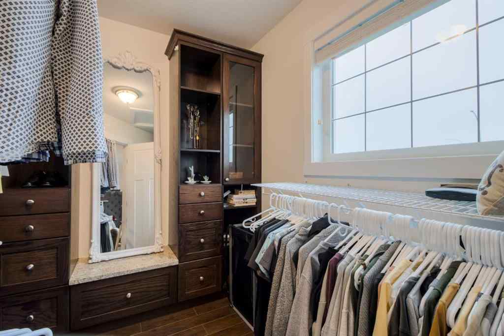 MLS® A2267902 - 2202 Cedar Crescent  in NONE Coaldale, Residential