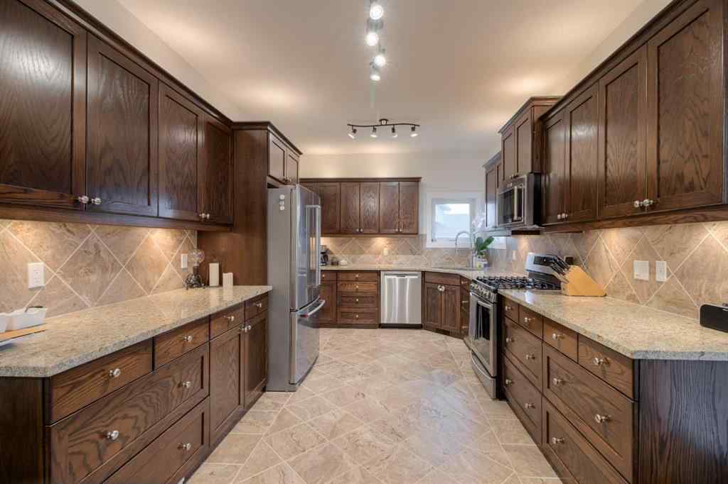 MLS® A2267902 - 2202 Cedar Crescent  in NONE Coaldale, Residential