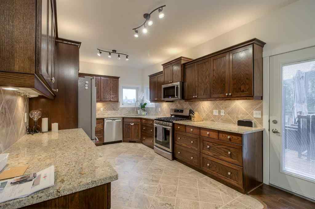 MLS® A2267902 - 2202 Cedar Crescent  in NONE Coaldale, Residential